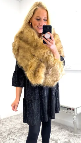 8765 Camel Fur Wrap