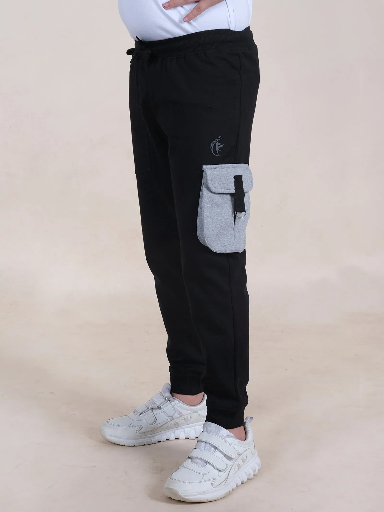 Boys Fleece Contrast Cargo Pocket Detailed Track Pant