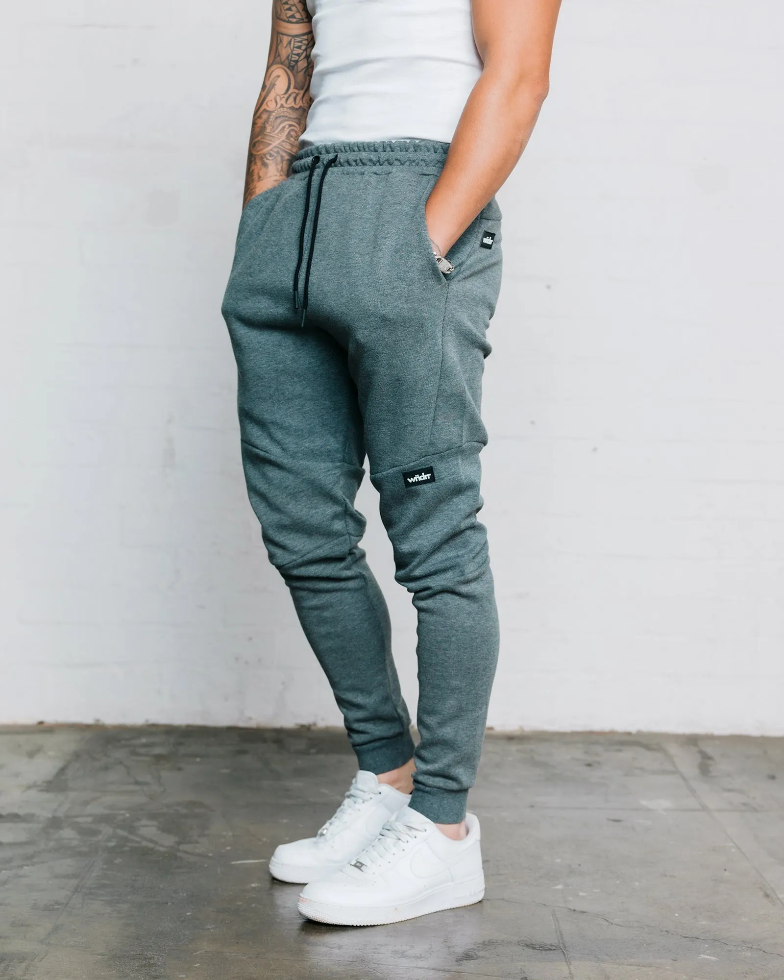 HOXTON V2 TECH TRACKPANT - DARK MARLE