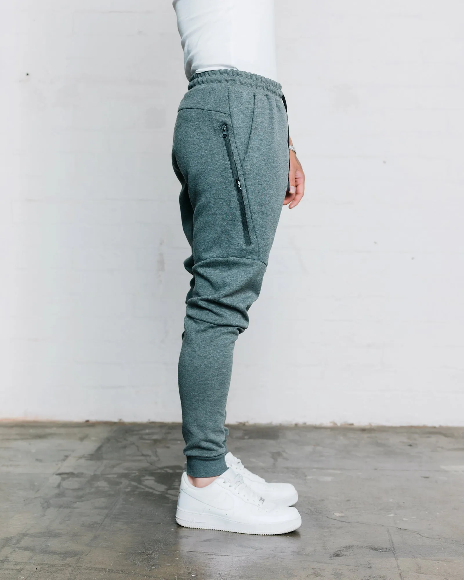 HOXTON V2 TECH TRACKPANT - DARK MARLE