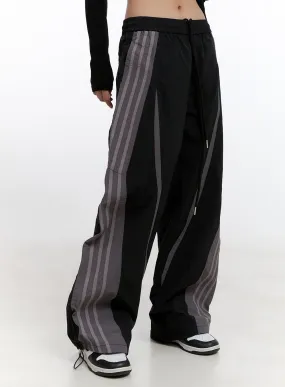 Striped Loose-Fit Trackpants  CN421