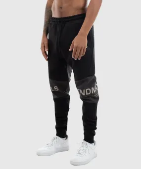 WNDRR East End Tech Trackpants (Black)